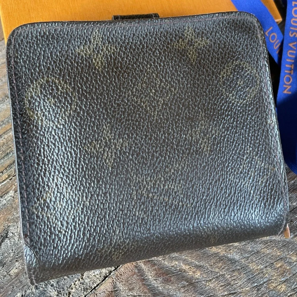 Louis Vuitton vintage zipper‎ monogram bifold wallet